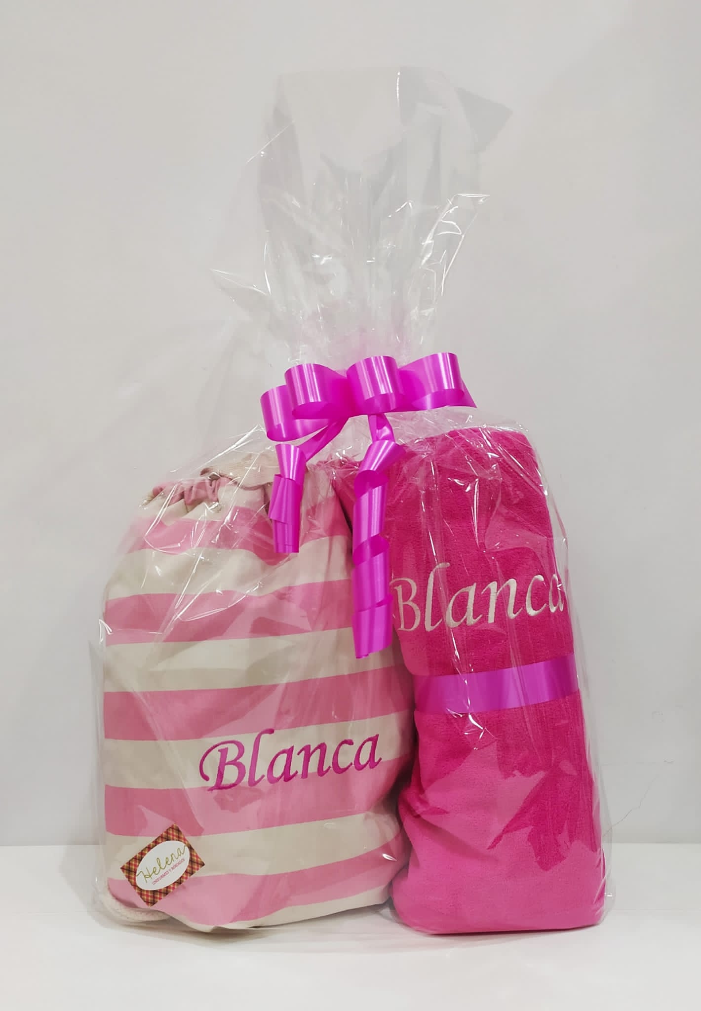 regalo mochila toalla bordado rosa blanco